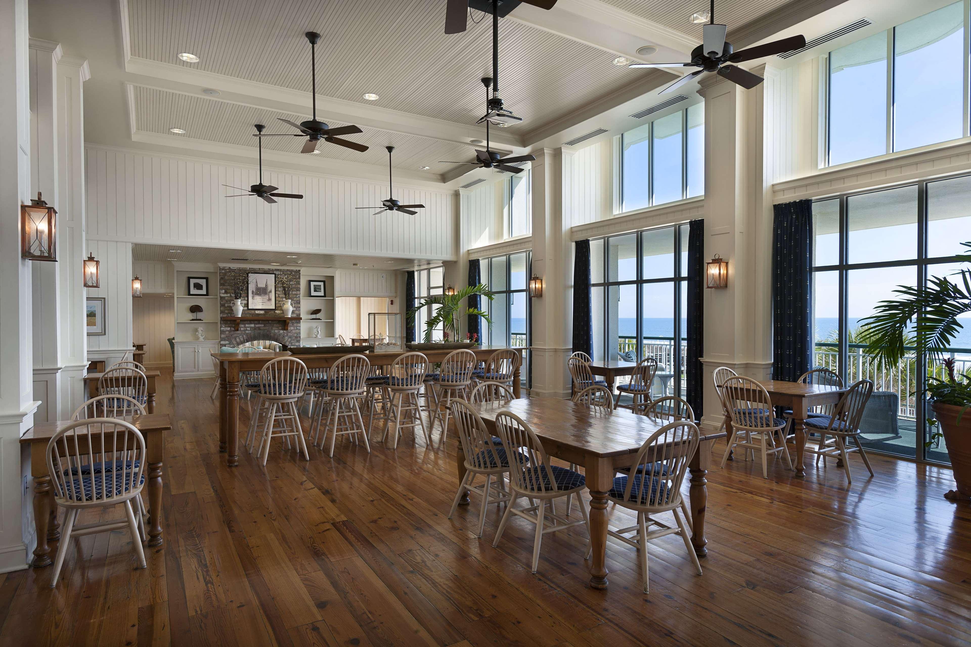 Hampton Inn & Suites Myrtle Beach Oceanfront Exterior photo