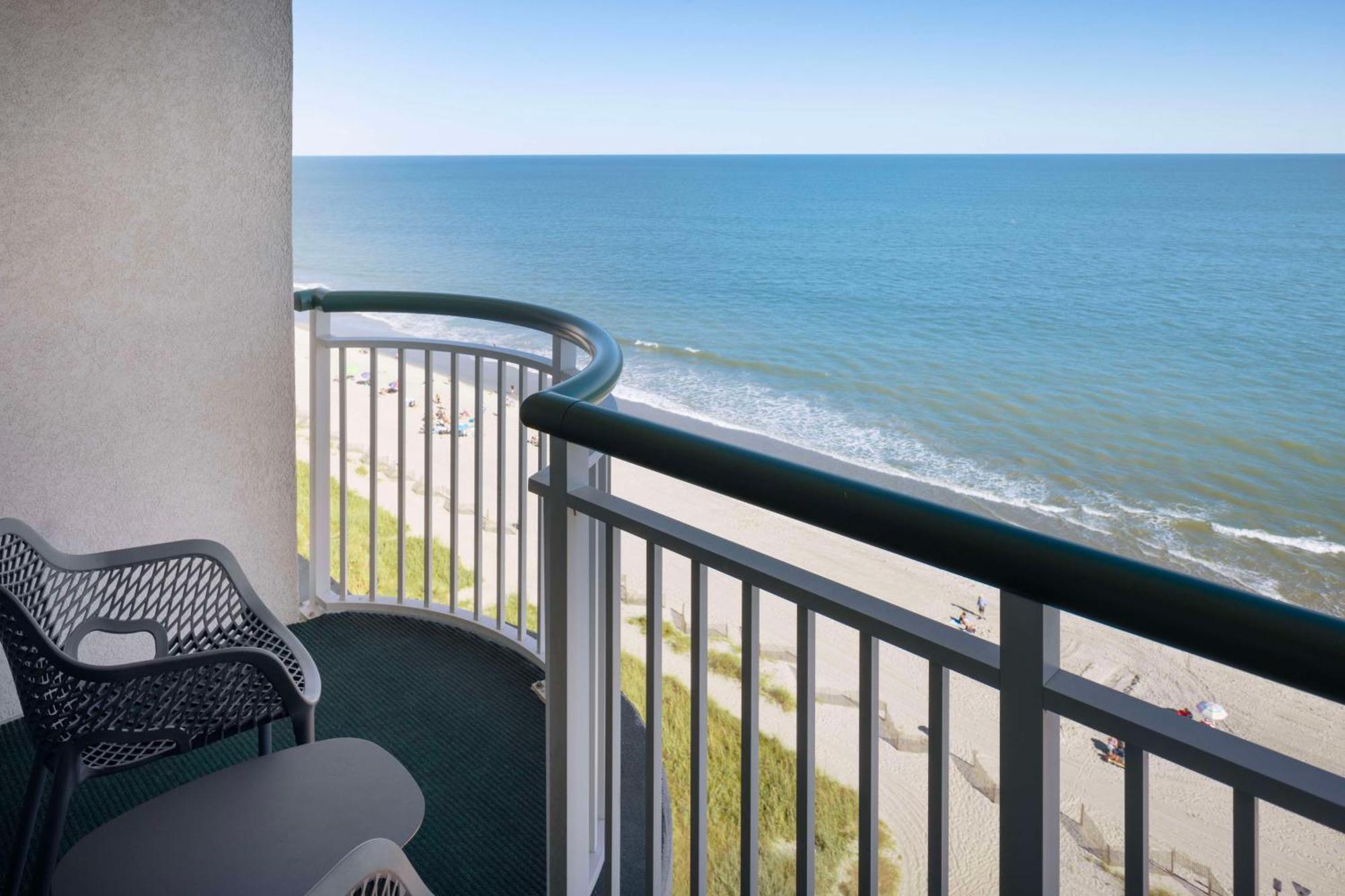 Hampton Inn & Suites Myrtle Beach Oceanfront Exterior photo